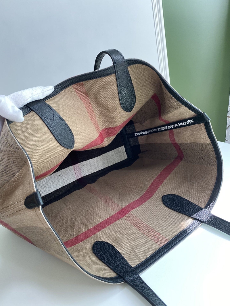 Bv*b*rry shopping bags